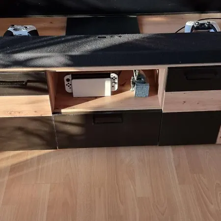 4-bedroom Family Paradise With View 特罗吉尔