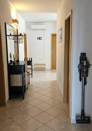 公寓 4-bedroom Family Paradise With View *