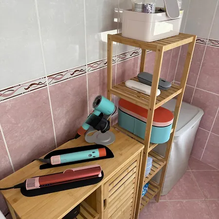 4-bedroom Family Paradise With View 公寓 *