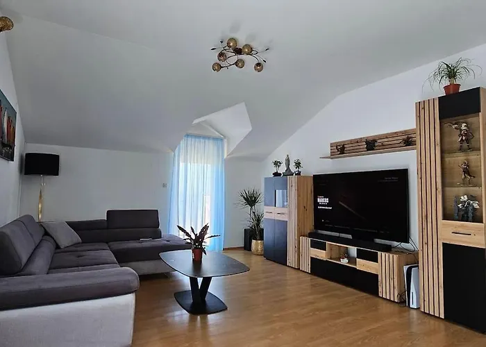 Apartman 4-bedroom Family Paradise With View Trogir