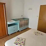 Apartment 4-bedroom Family Paradise With View