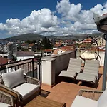 4-bedroom Family Paradise With View